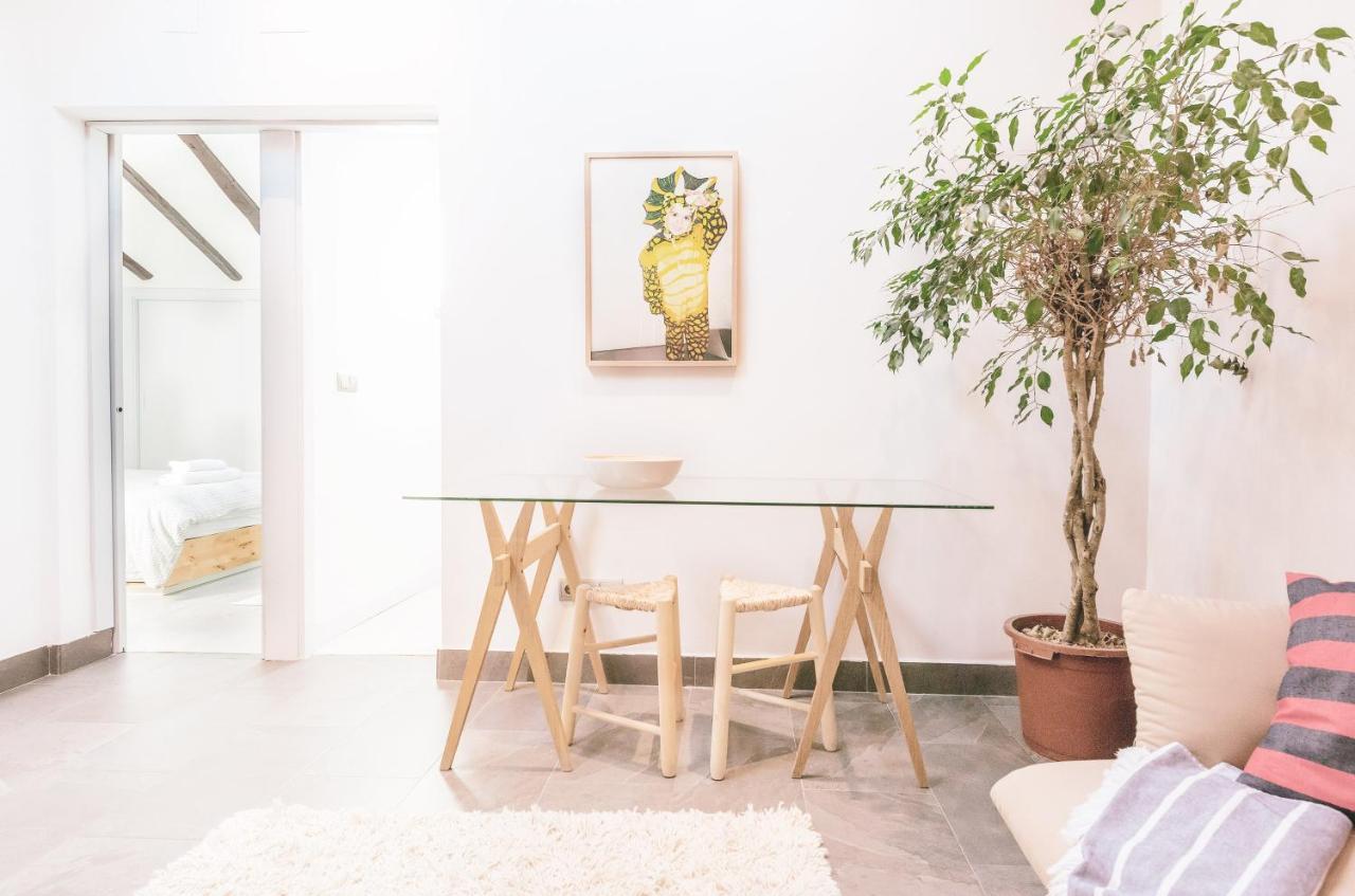 מדריד Bohemian 2Bedroom Attic In Lavapies מראה חיצוני תמונה